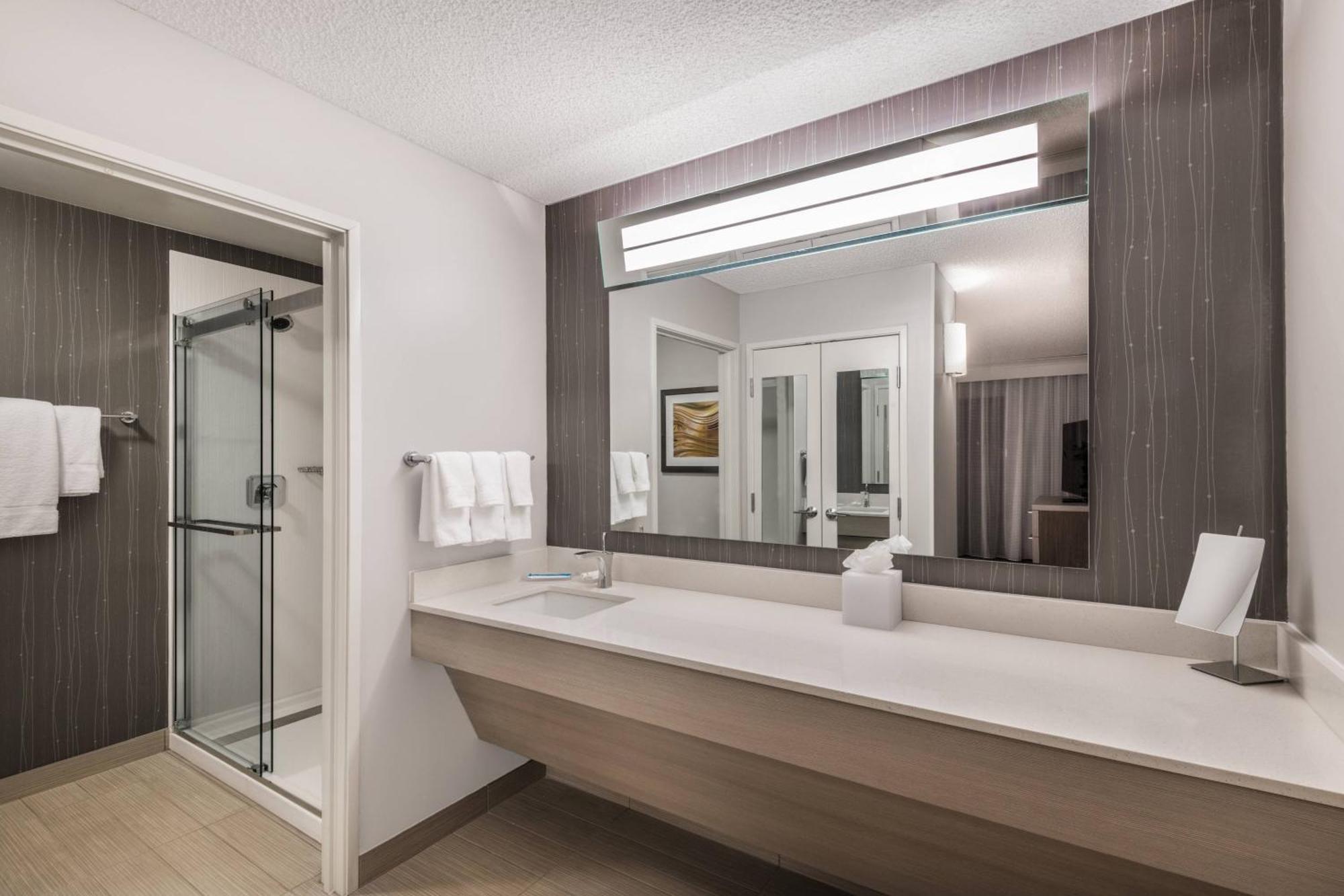 Courtyard By Marriott Reno Hotell Exteriör bild