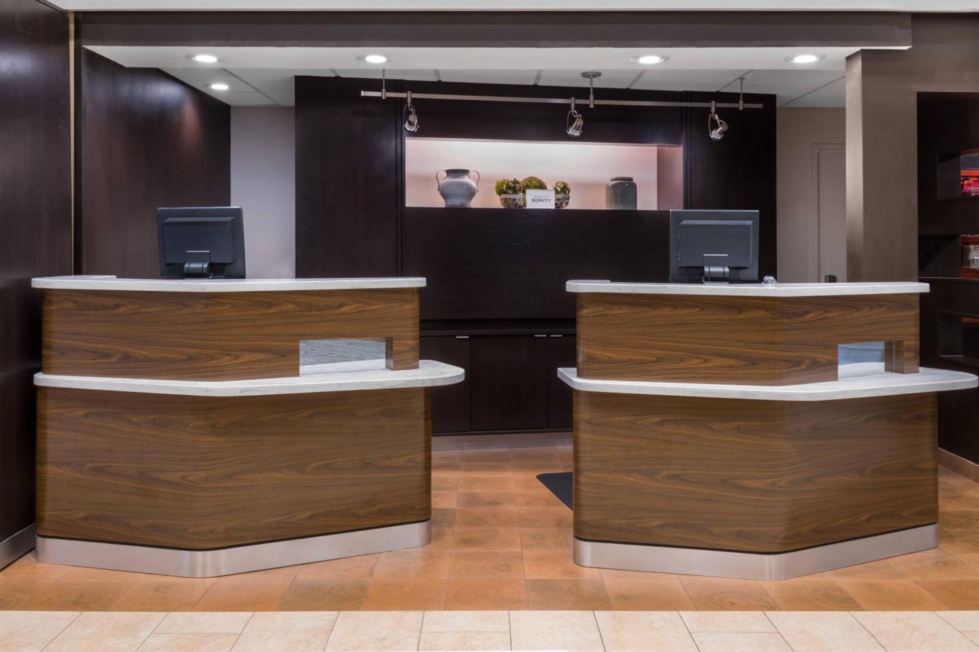 Courtyard By Marriott Reno Hotell Exteriör bild