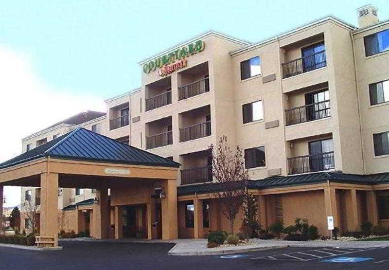 Courtyard By Marriott Reno Hotell Exteriör bild